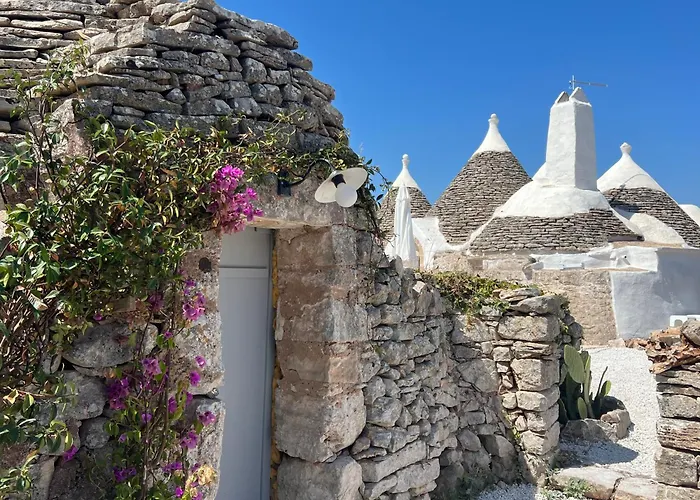 Villa Trulli Pace 1879 *